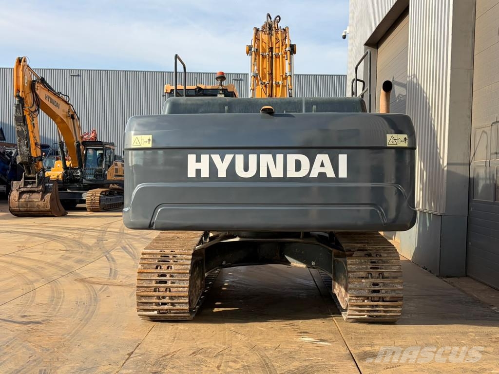 Hyundai HX330NL حفارات زحافة