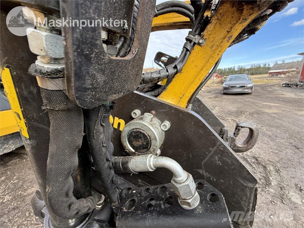 Komatsu PC 78 US-11E0 حفارات وسط 7 طن - 12 طن