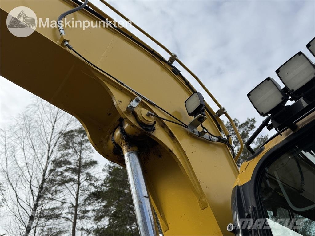 Komatsu PC 78 US-11E0 حفارات وسط 7 طن - 12 طن