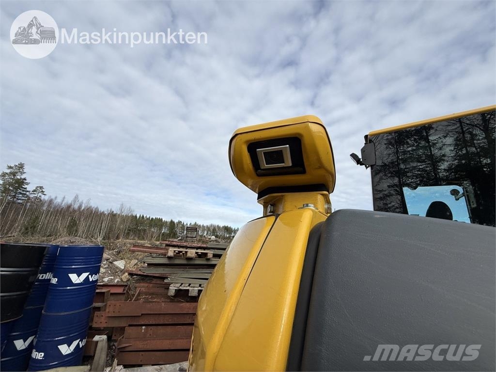 Komatsu PC 78 US-11E0 حفارات وسط 7 طن - 12 طن