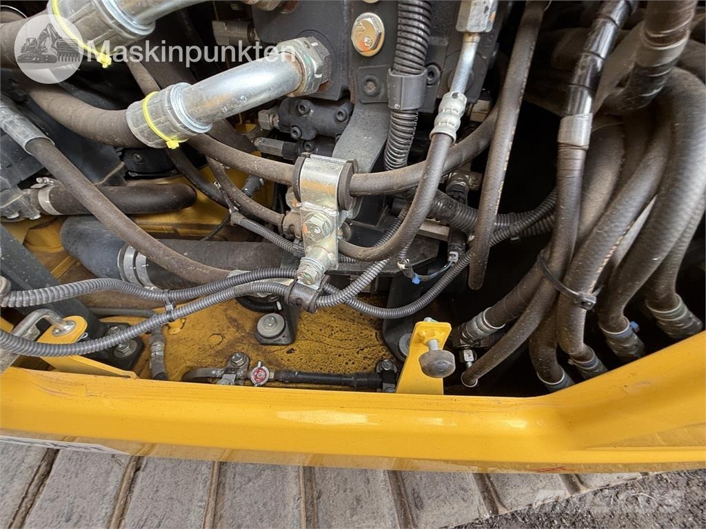 Komatsu PC 78 US-11E0 حفارات وسط 7 طن - 12 طن