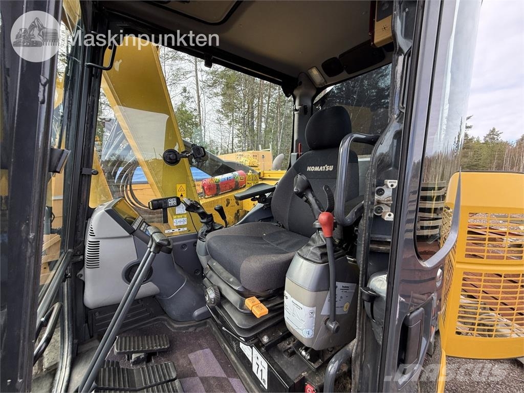 Komatsu PC 78 US-11E0 حفارات وسط 7 طن - 12 طن
