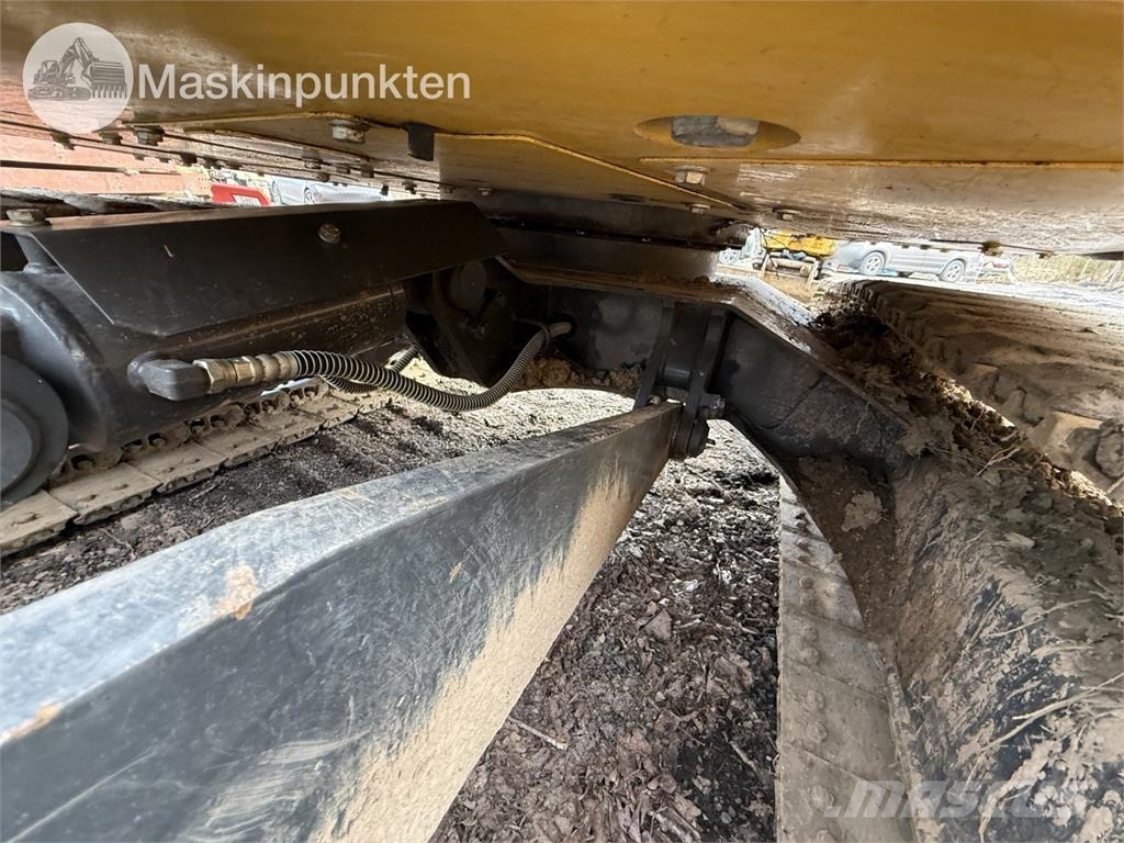 Komatsu PC 78 US-11E0 حفارات وسط 7 طن - 12 طن