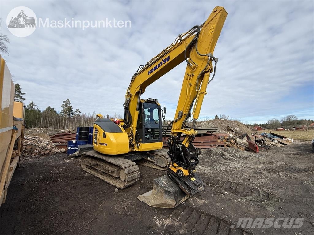 Komatsu PC 78 US-11E0 حفارات وسط 7 طن - 12 طن