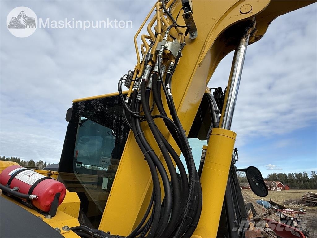 Komatsu PC 78 US-11E0 حفارات وسط 7 طن - 12 طن
