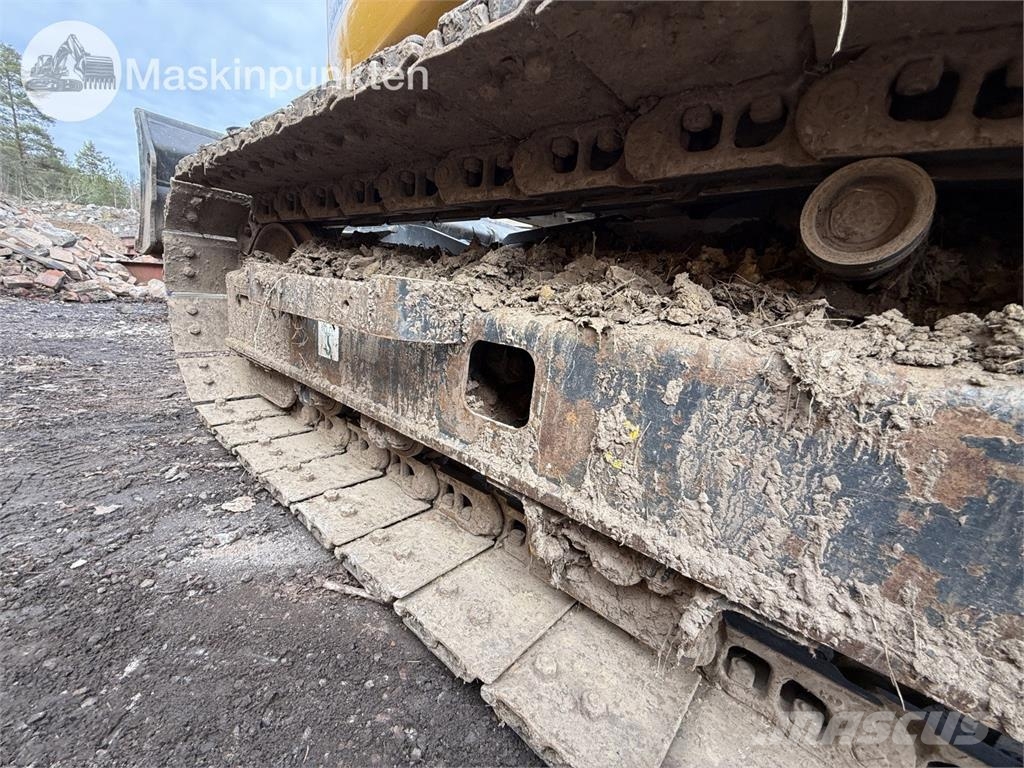 Komatsu PC 78 US-11E0 حفارات وسط 7 طن - 12 طن