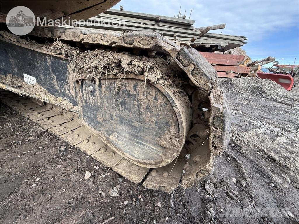 Komatsu PC 78 US-11E0 حفارات وسط 7 طن - 12 طن