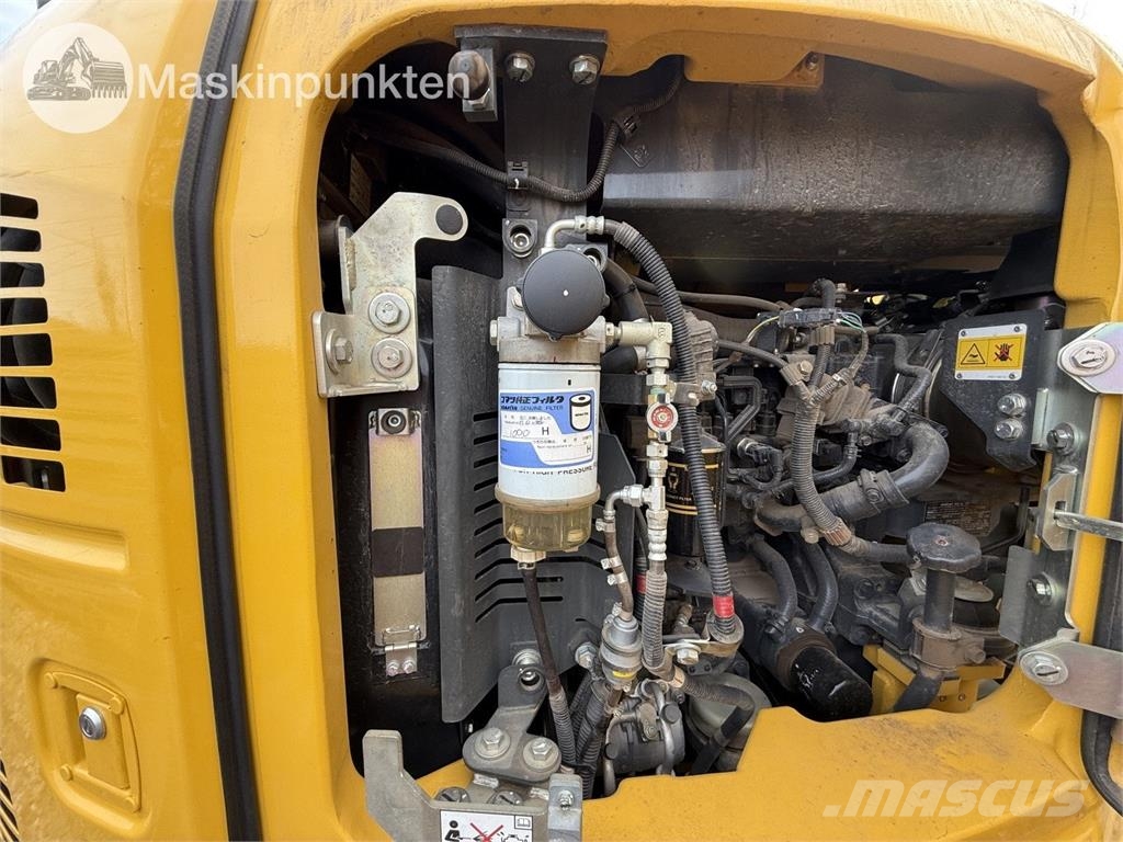 Komatsu PC 78 US-11E0 حفارات وسط 7 طن - 12 طن