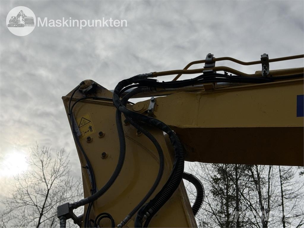 Komatsu PC 78 US-11E0 حفارات وسط 7 طن - 12 طن
