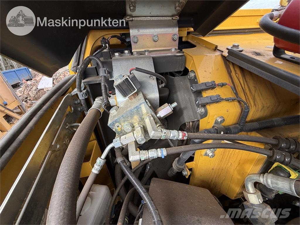 Komatsu PC 78 US-11E0 حفارات وسط 7 طن - 12 طن