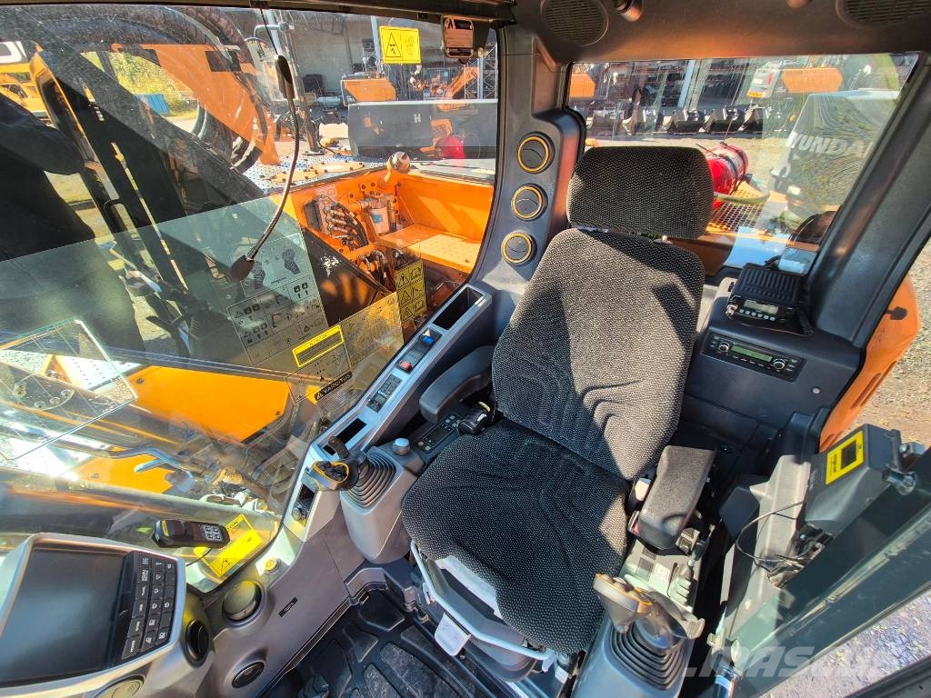 Hyundai HX 235 ALCRD Raupenbagger