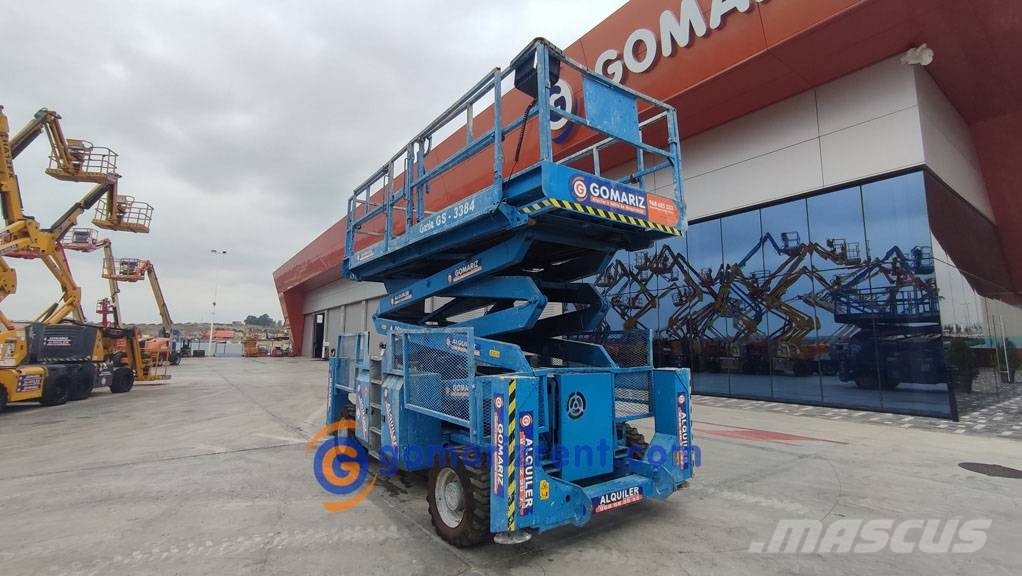 Genie GS 3384 RT Nožnicové zdvíhacie plošiny