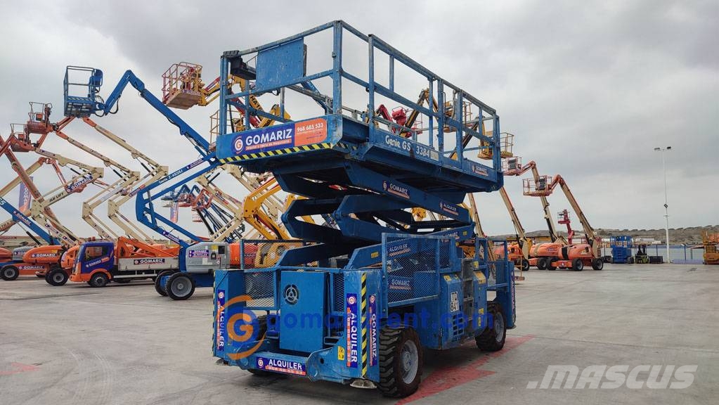Genie GS 3384 RT Nožnicové zdvíhacie plošiny