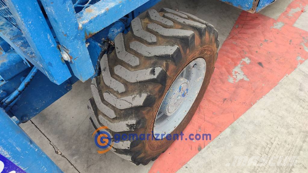 Genie GS 3384 RT Nožnicové zdvíhacie plošiny