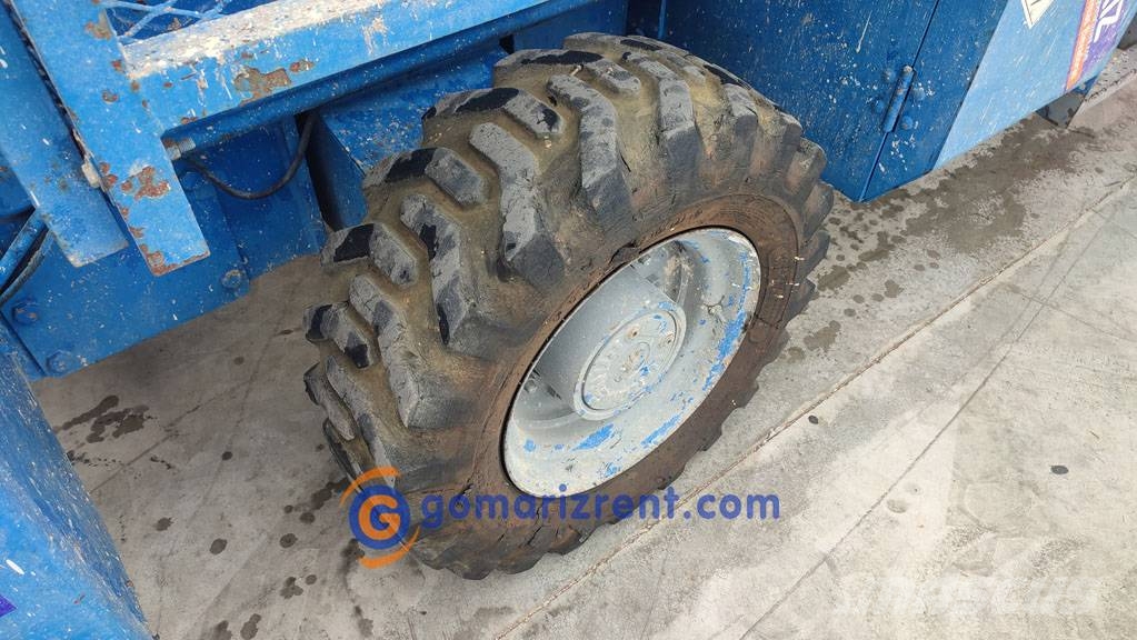 Genie GS 3384 RT Nožnicové zdvíhacie plošiny