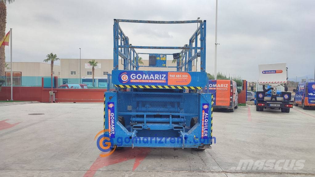 Genie GS 3384 RT Nožnicové zdvíhacie plošiny