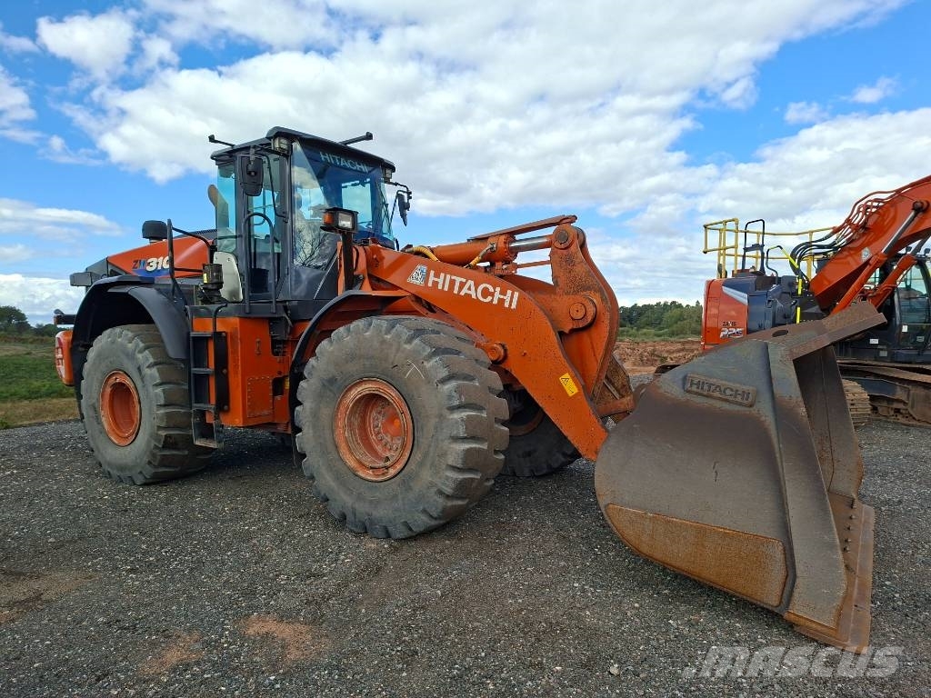 Hitachi ZW310 Iekrāvēji uz riteņiem