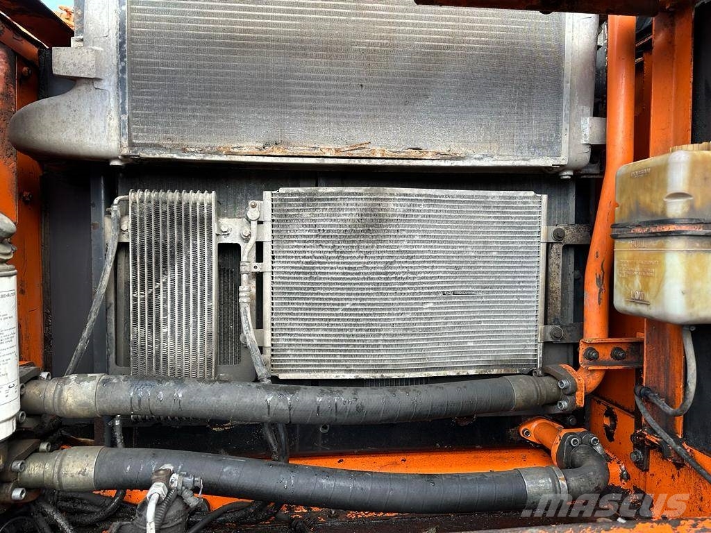 Doosan 2006 DX 420 LC Гусеничные экскаваторы