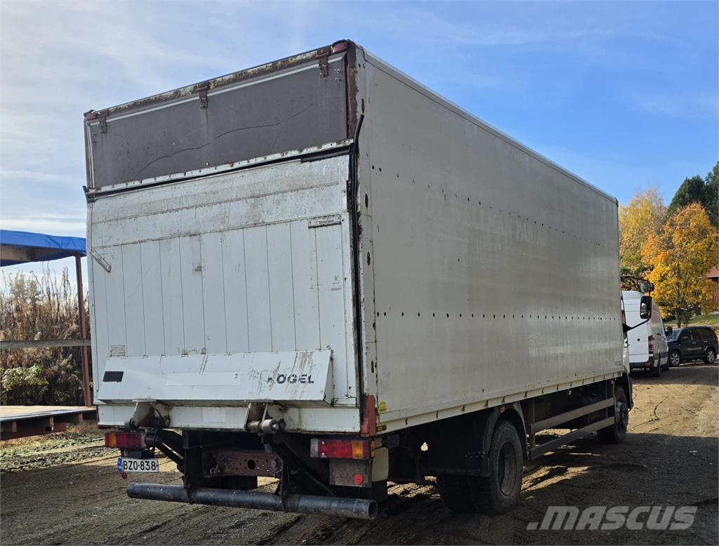 Iveco 120E23 Umpikorikuorma-autot