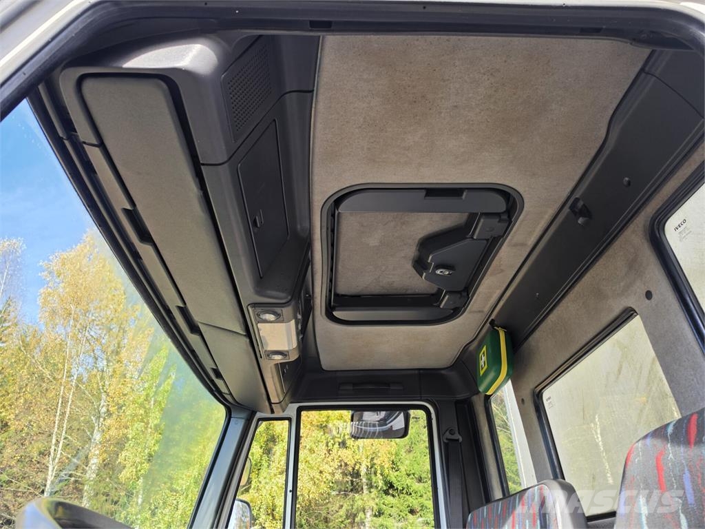 Iveco 120E23 Umpikorikuorma-autot