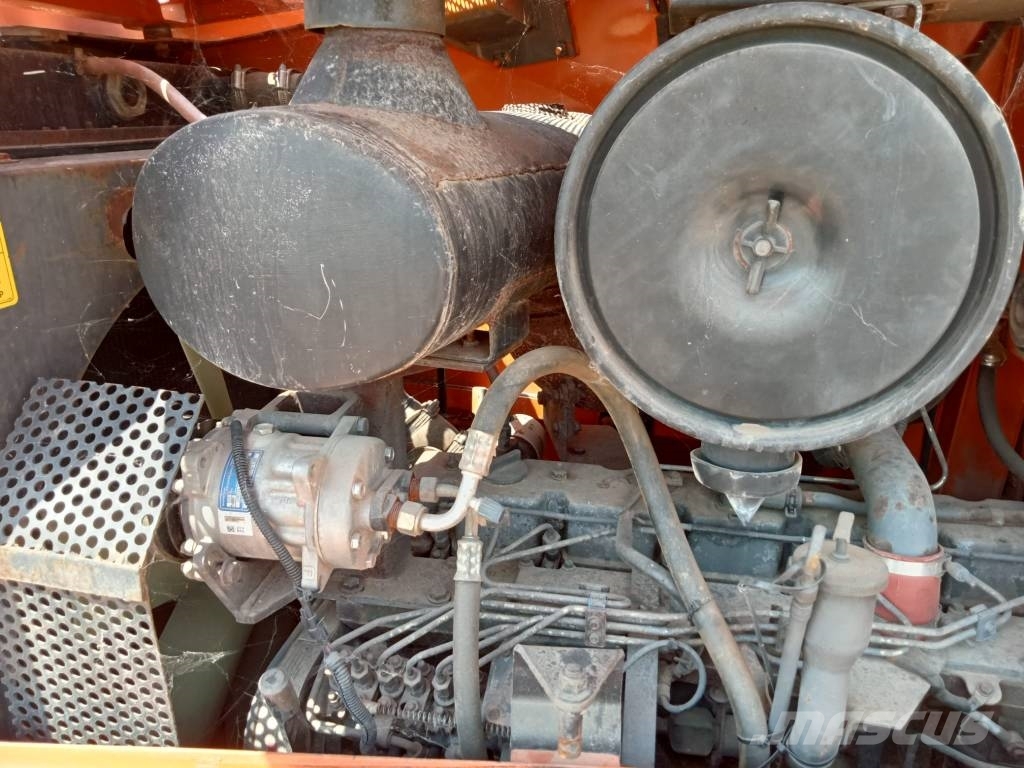 Fiat-Hitachi D 180 Vikšriniai buldozeriai