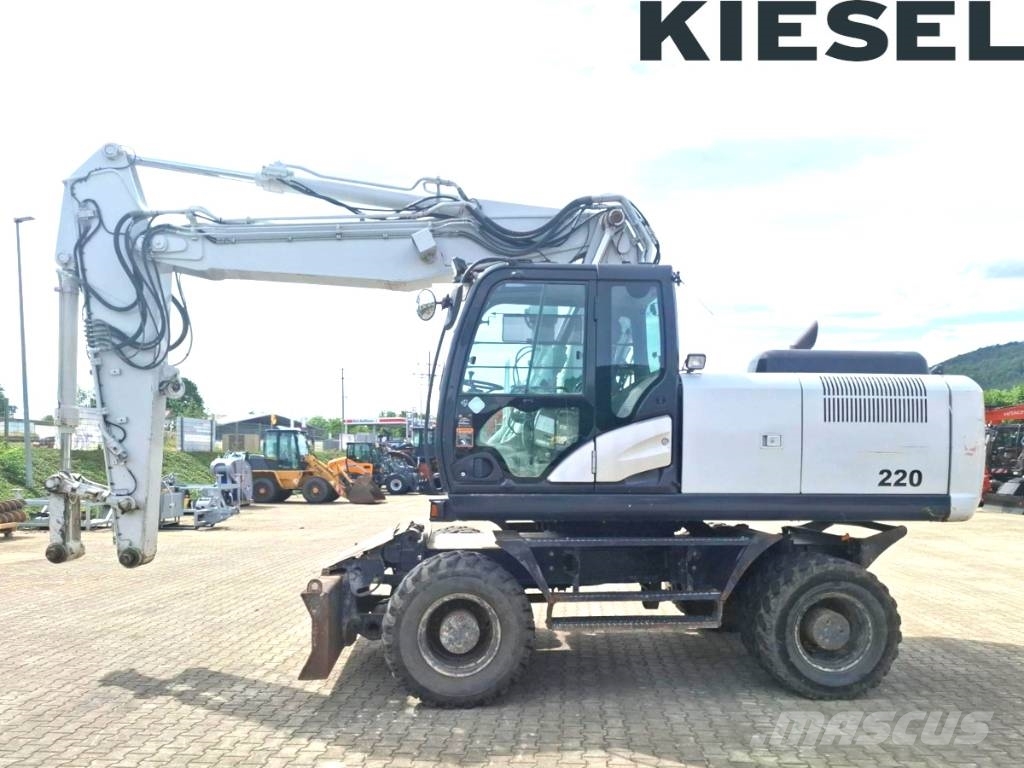 Hitachi ZX 220 W-5, 2014, Almanya - lastik tekerli ekskavatörler