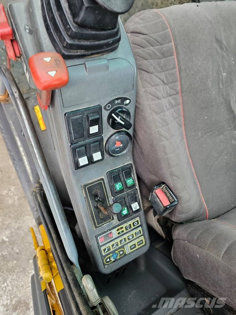 Volvo EW 140 B Колесни екскаватори