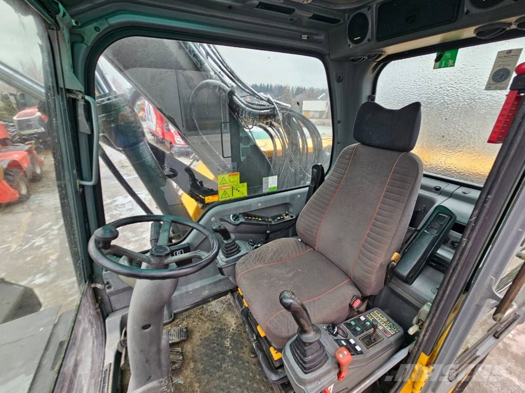 Volvo EW 140 B Колесни екскаватори