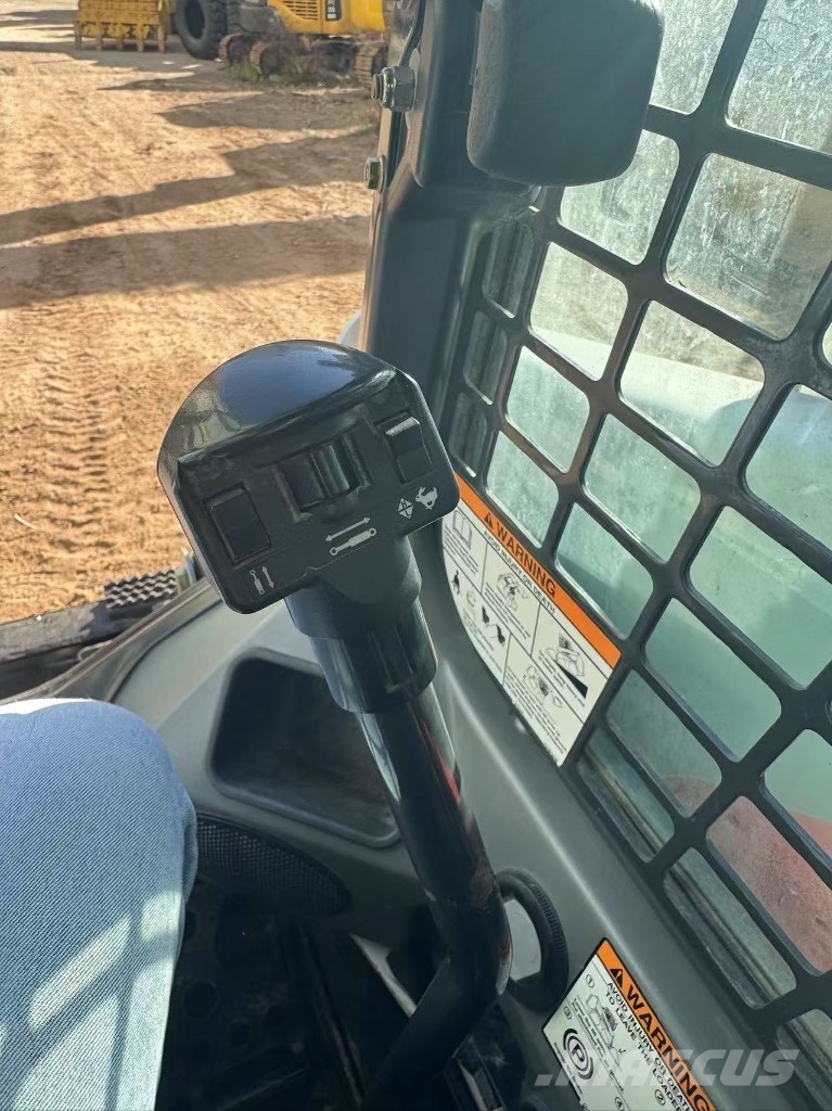 Bobcat S 630 스키드로더