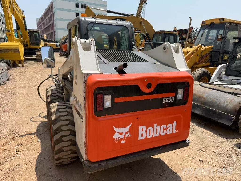 Bobcat S 630 스키드로더