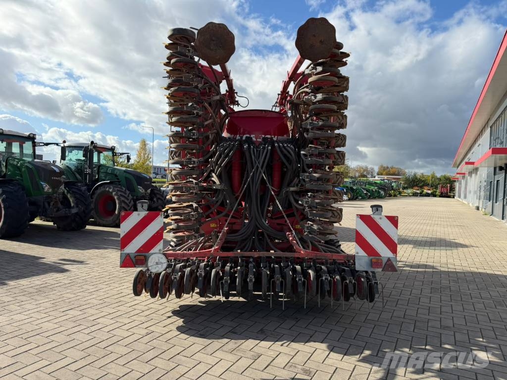 Horsch Pronto 8 DC 드릴