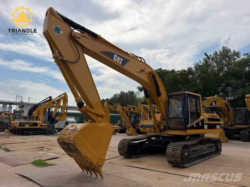 CAT 325 B Gravemaskiner på larvebånd