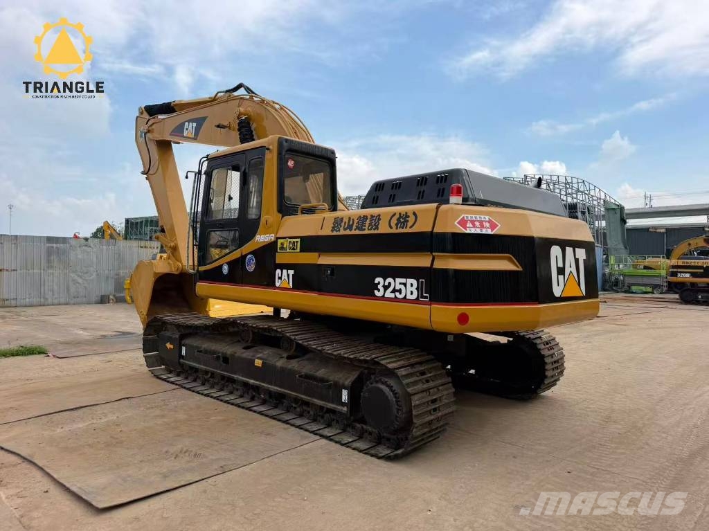 CAT 325 B Gravemaskiner på larvebånd