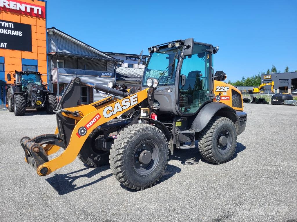 Case IH 221 F لوادر بعجل