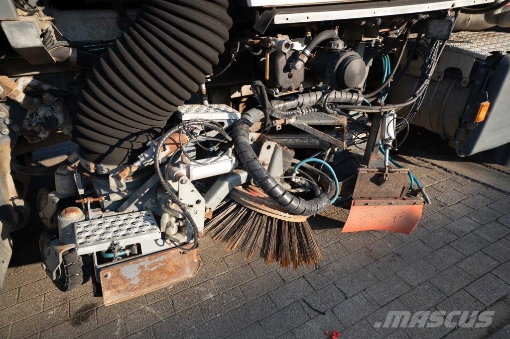 Scania P280 - SCHORLINGER OPTIFANT 70 Камиони за почистване