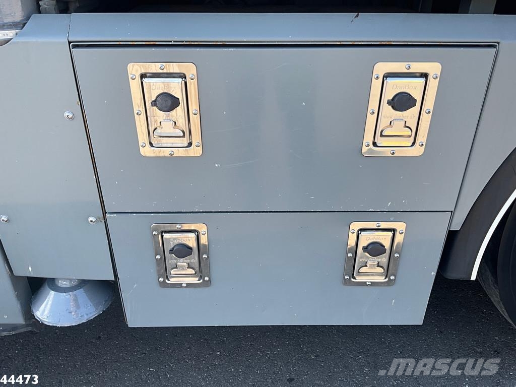 DAF FAQ CF 510 8x2 Euro 6 HMF 40 Tonmeter laadkraan + Всъдеходни кранове