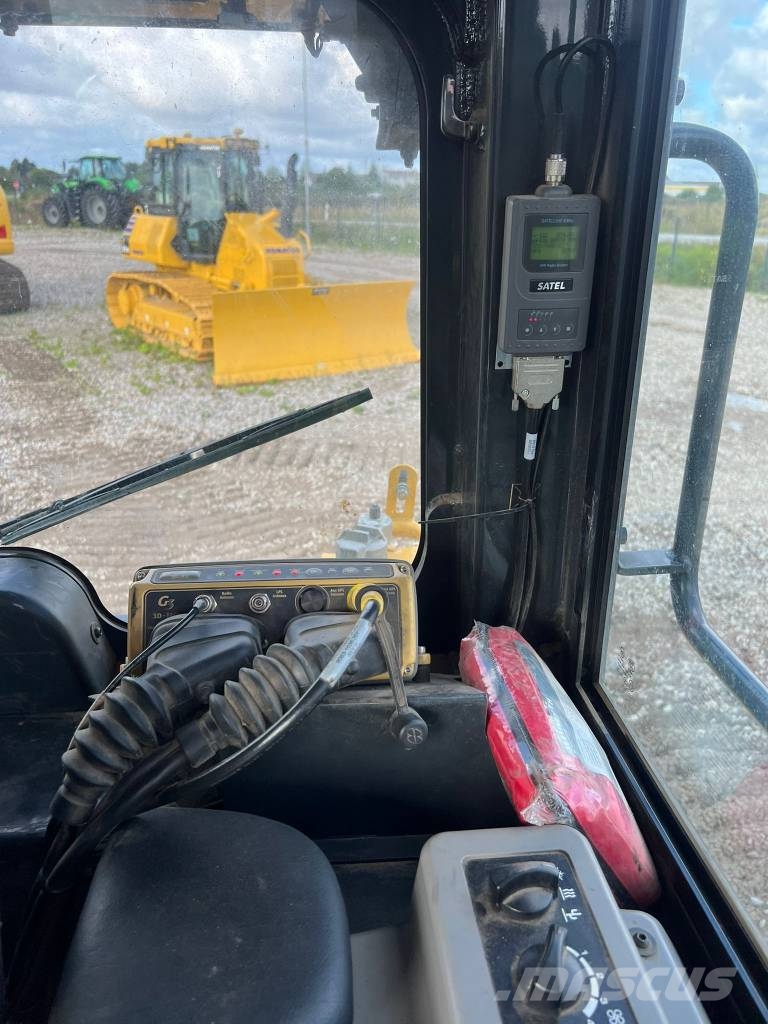 Komatsu D 51 PX-24 E0 With TopCon Buldooserid