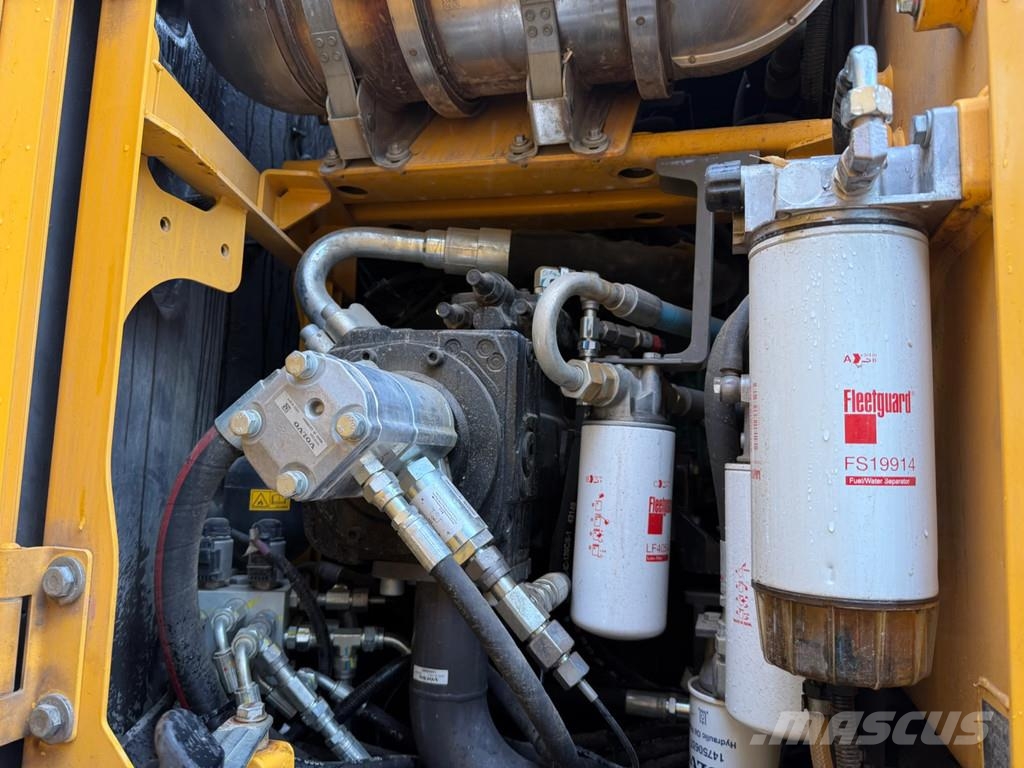 Volvo EWR150E حفارات بعجل