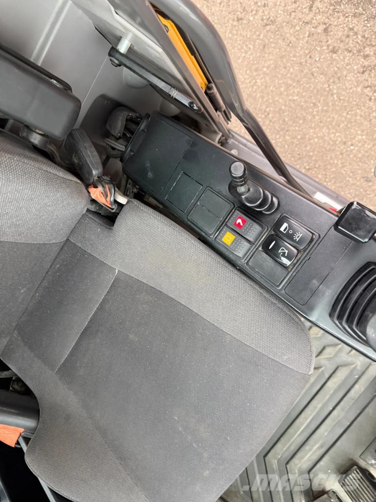 Volvo EWR150E حفارات بعجل