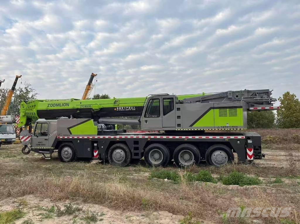 Zoomlion ZTC900V 全地面起重机︳移动式起重机