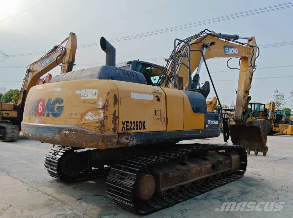 XCMG XE 225 DK Raupenbagger