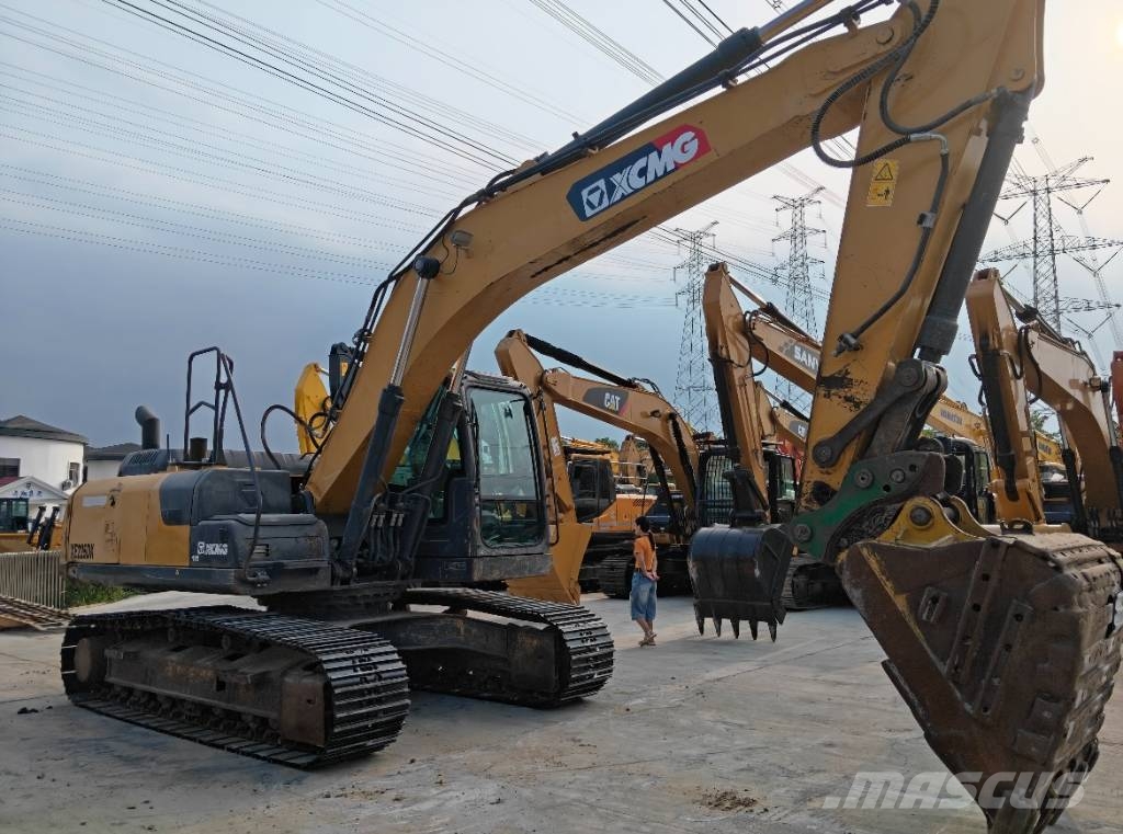 XCMG XE 225 DK Raupenbagger