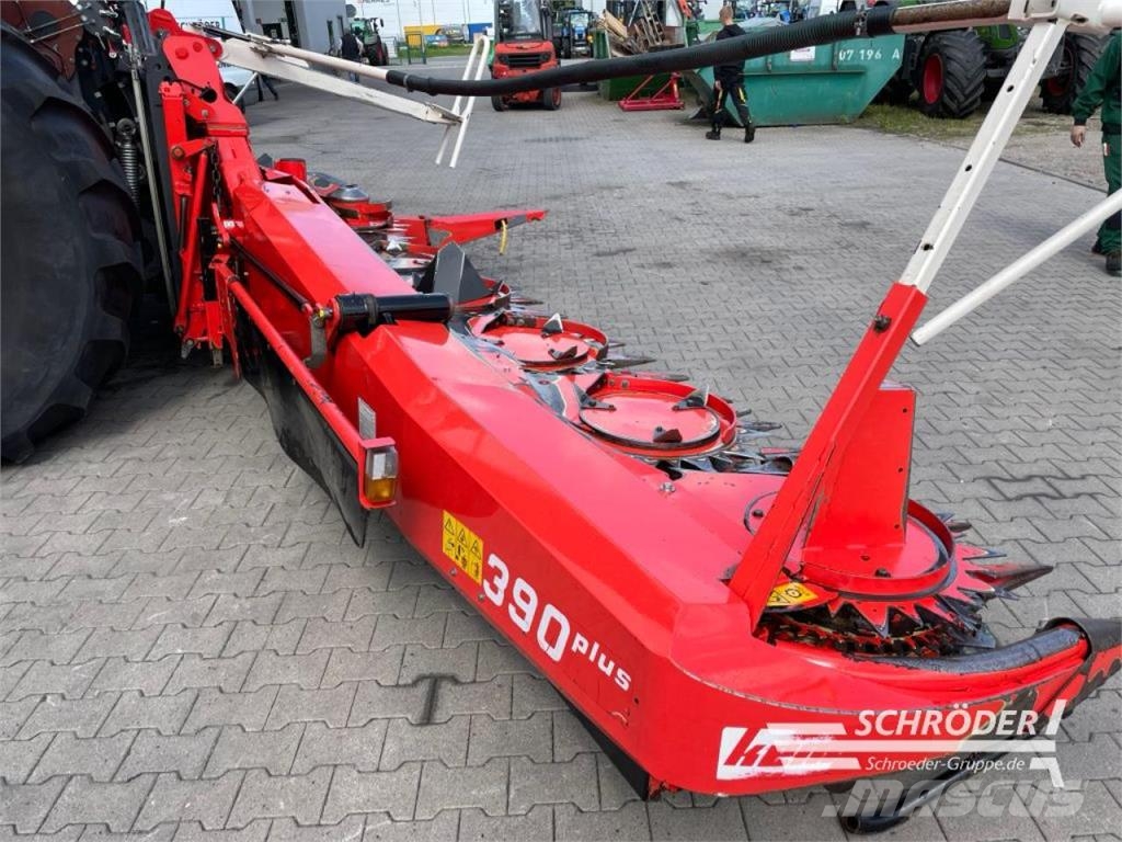 Fendt KATANA 85 + KEMPER 390PLUS + KEMPER 3002 Silokombainid