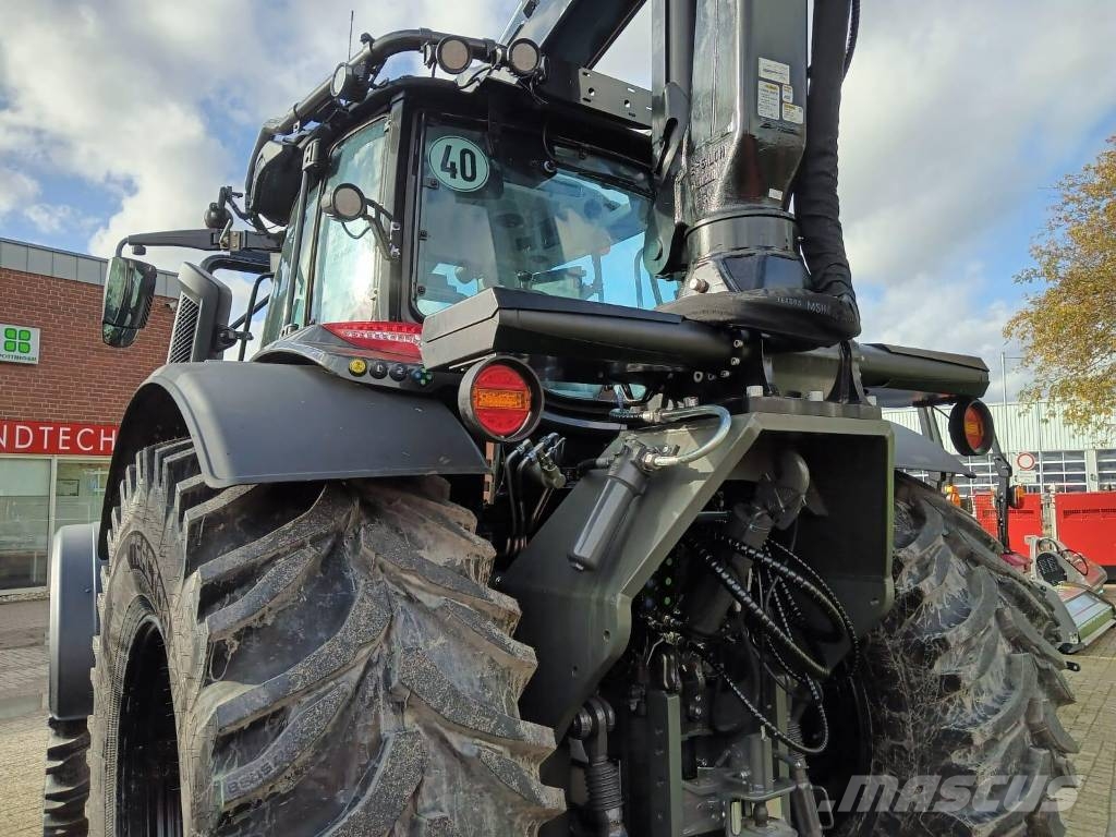 Valtra T 175 Direct Forstschlepper Rüfa Palfinger 林業トラクター