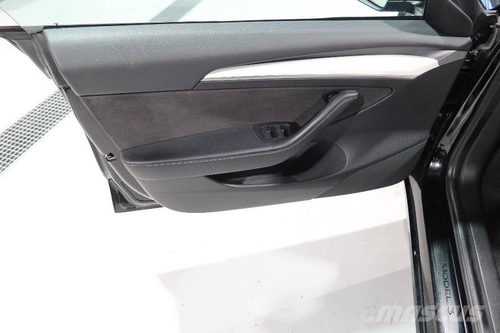 Tesla 3 PERFORMANCE Voiture