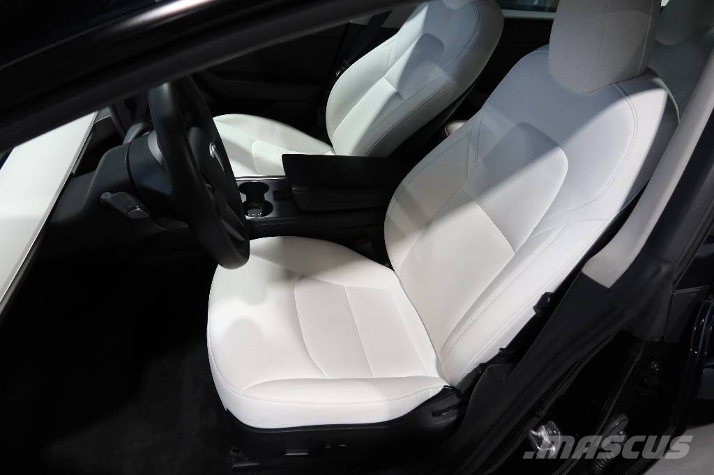 Tesla 3 PERFORMANCE Voiture