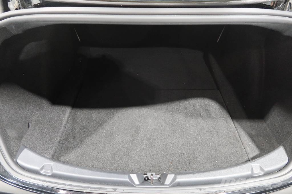 Tesla 3 PERFORMANCE Voiture