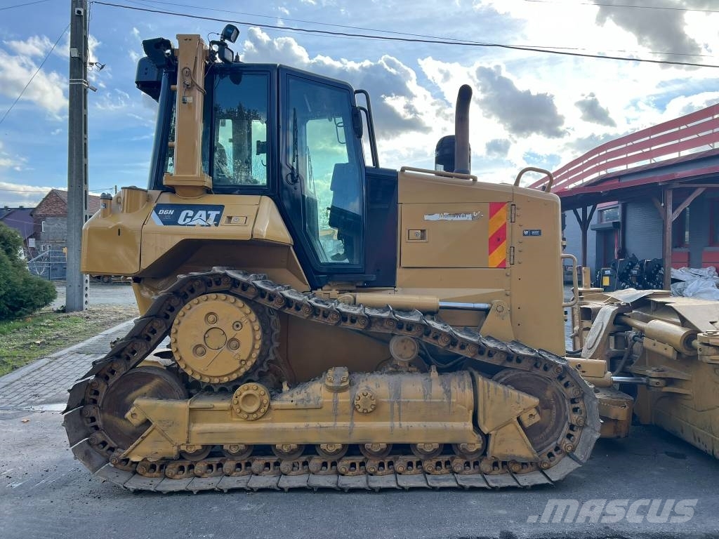 CAT D 6 N XL 履帶推土機
