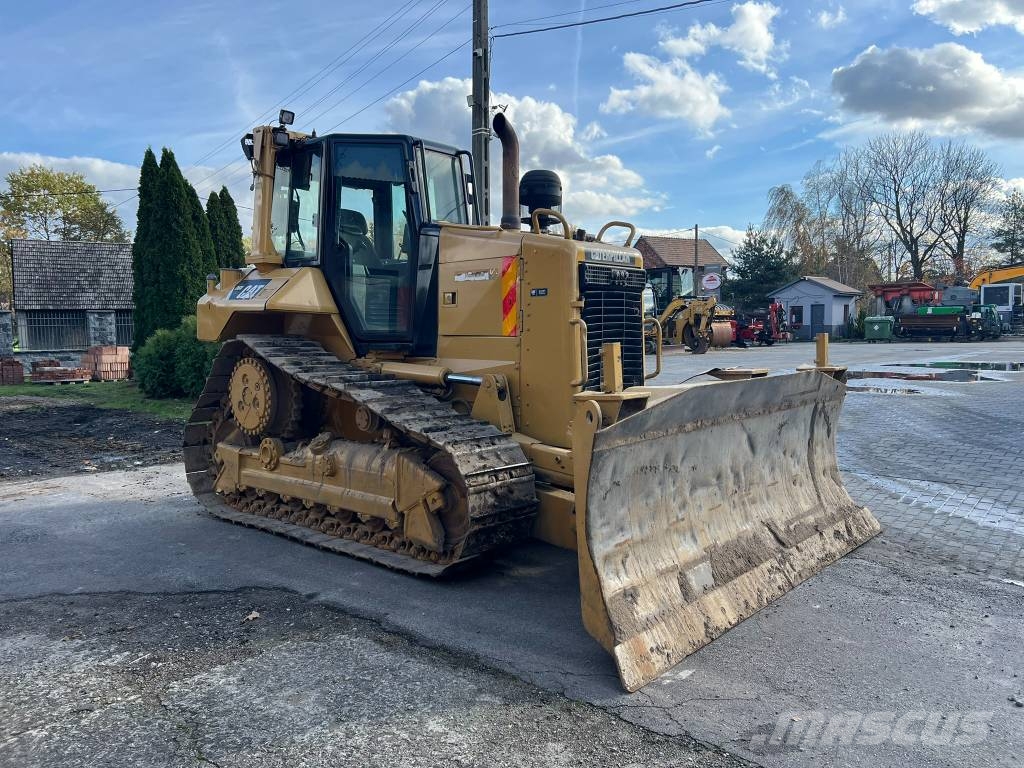 CAT D 6 N XL 履帶推土機