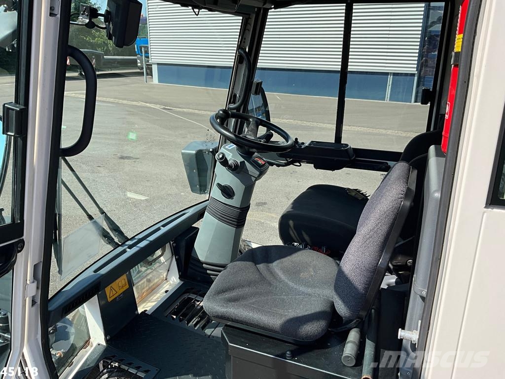 Schmidt Swingo Compact 200 Euro 6 Sweeper trucks